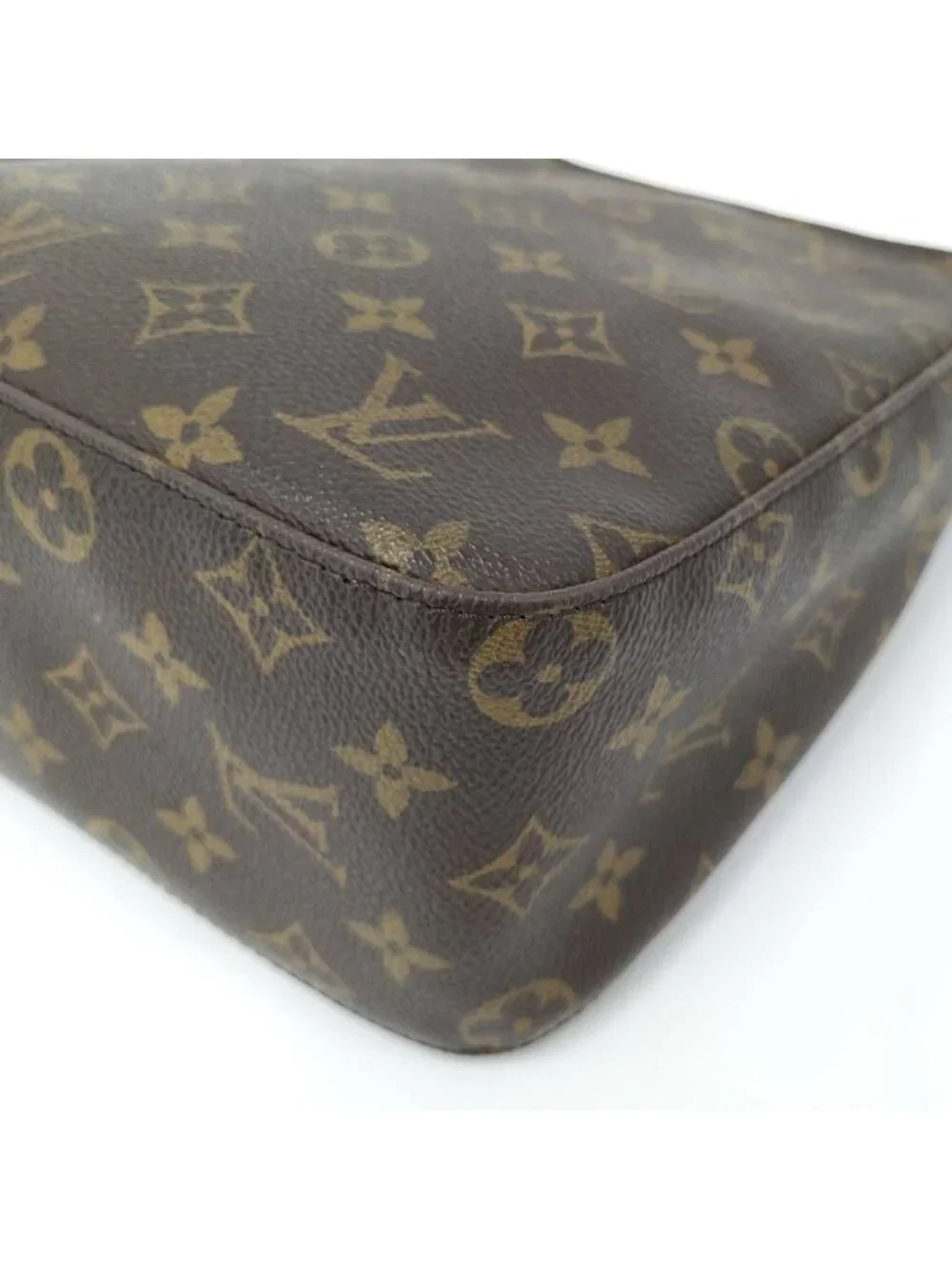 Louis Vuitton Looping MM Handbag Monogram